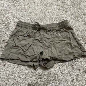 Olive Lou & Grey Lighweight Shorts